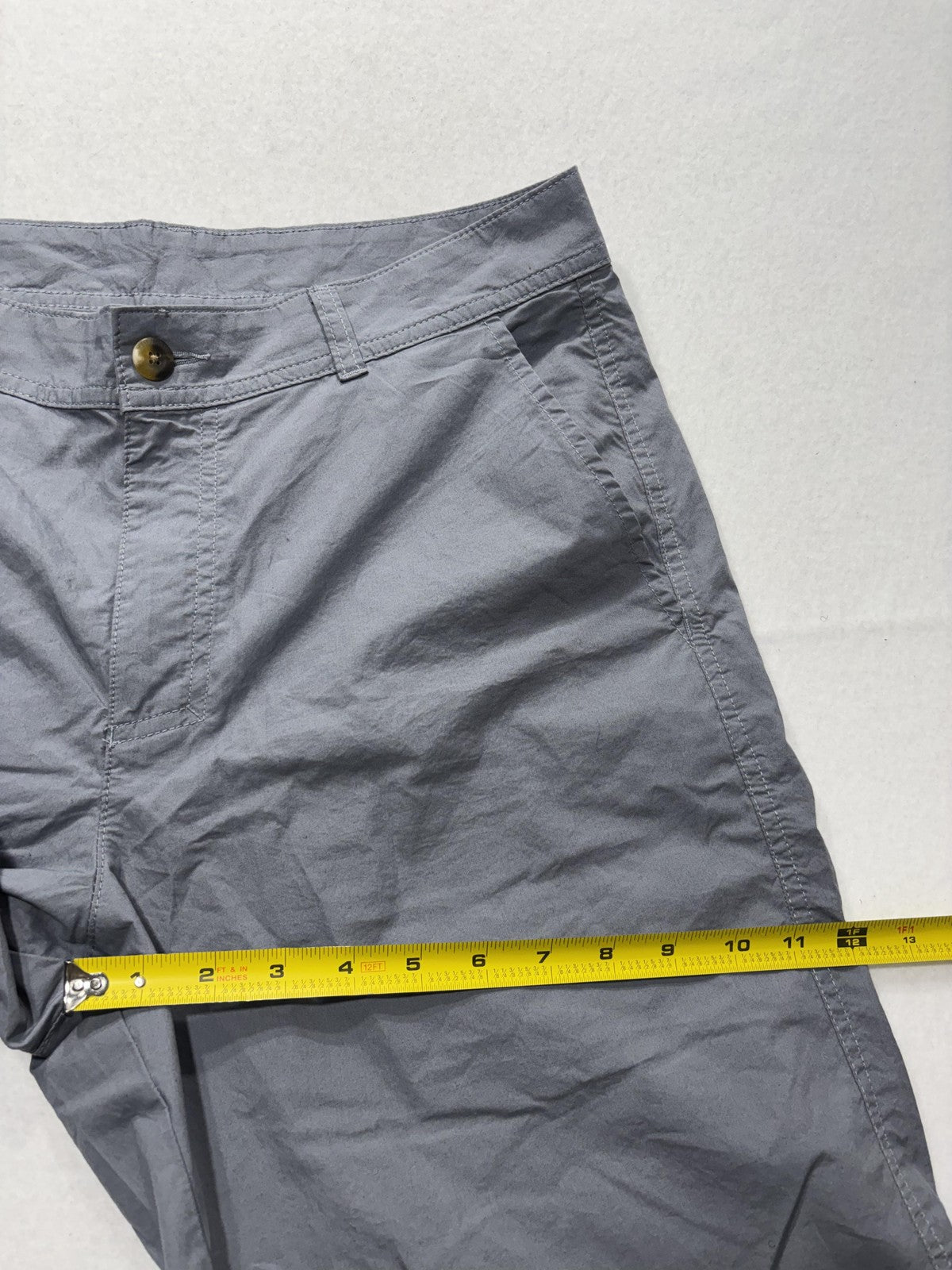 Columbia Chino Shorts Mens 32 Gray 10" Inseam Lined Lightweight Travel Casual
