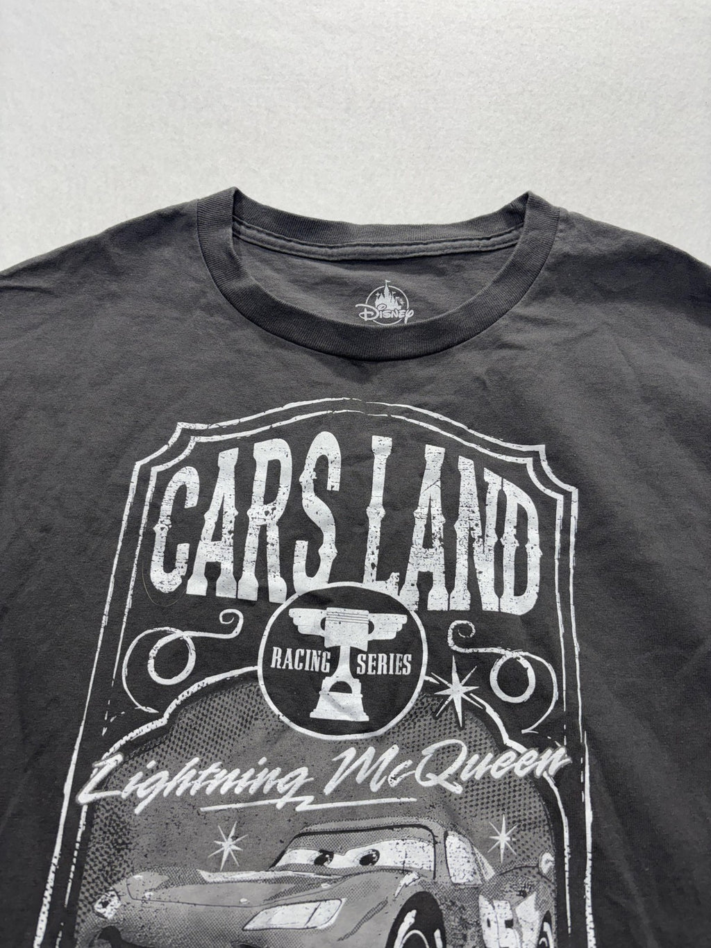 Disney Cars Land Shirt Mens Large Gray Lightning McQueen Classic Graphic Tee