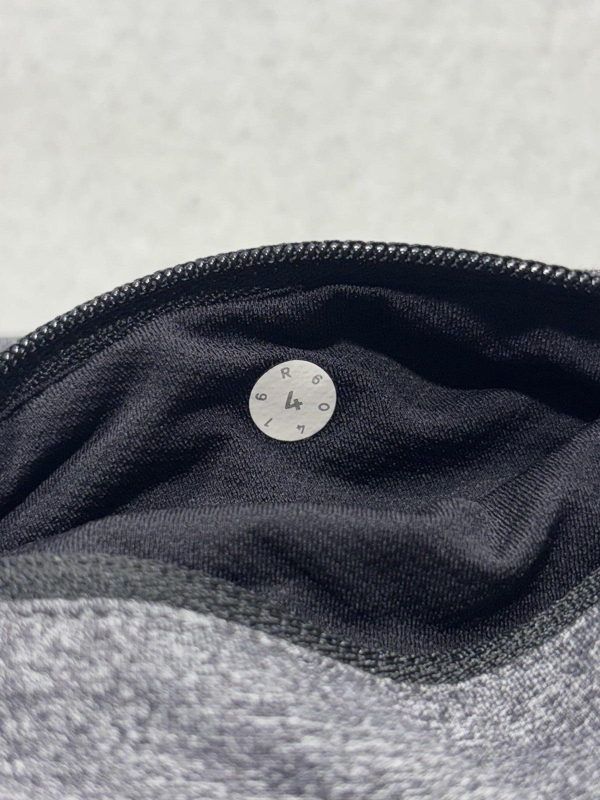 Lululemon Leggings Womens 4 Gray Colorblock Cropped Zip Pocket Running Athletic