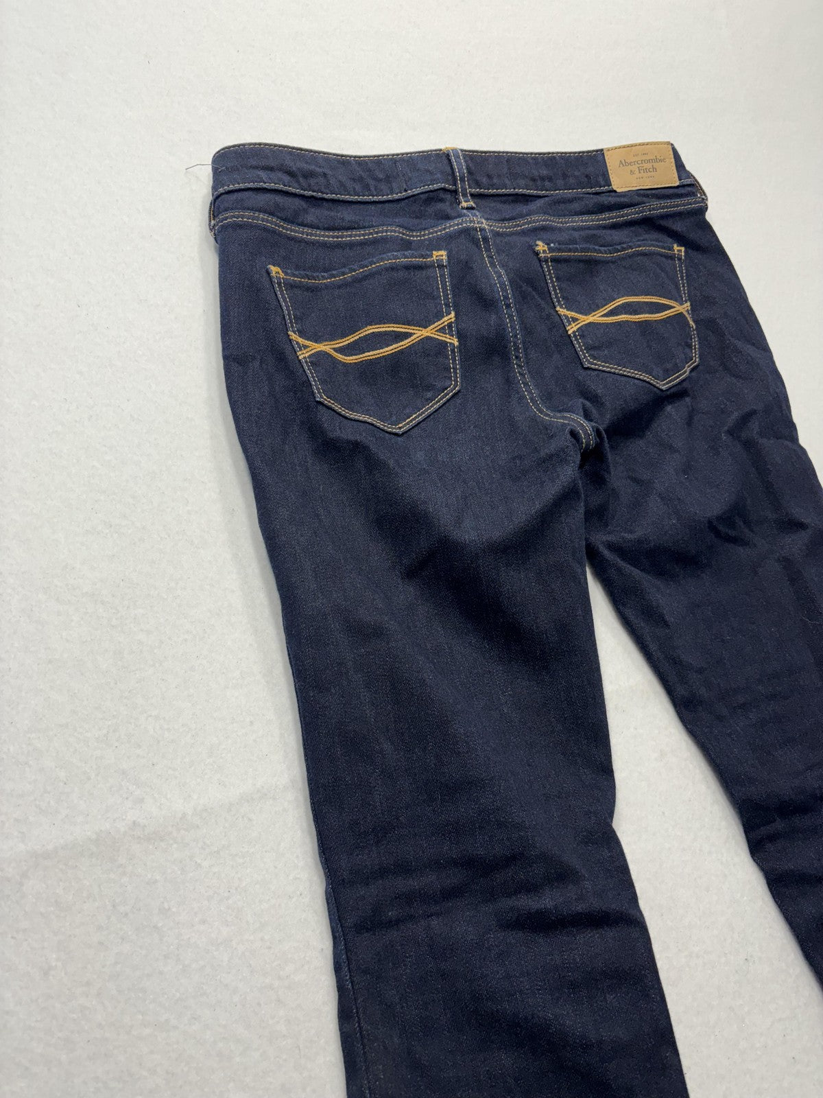 Abercrombie & Fitch Jeans Womens 2S Blue Dark Wash Low Rise Skinny 26x31