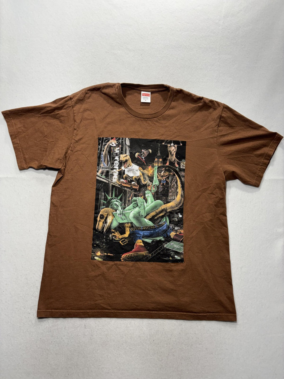 Supreme Shirt Mens XL Brown Dinosaur Statue Of Liberty Graphic Tee City