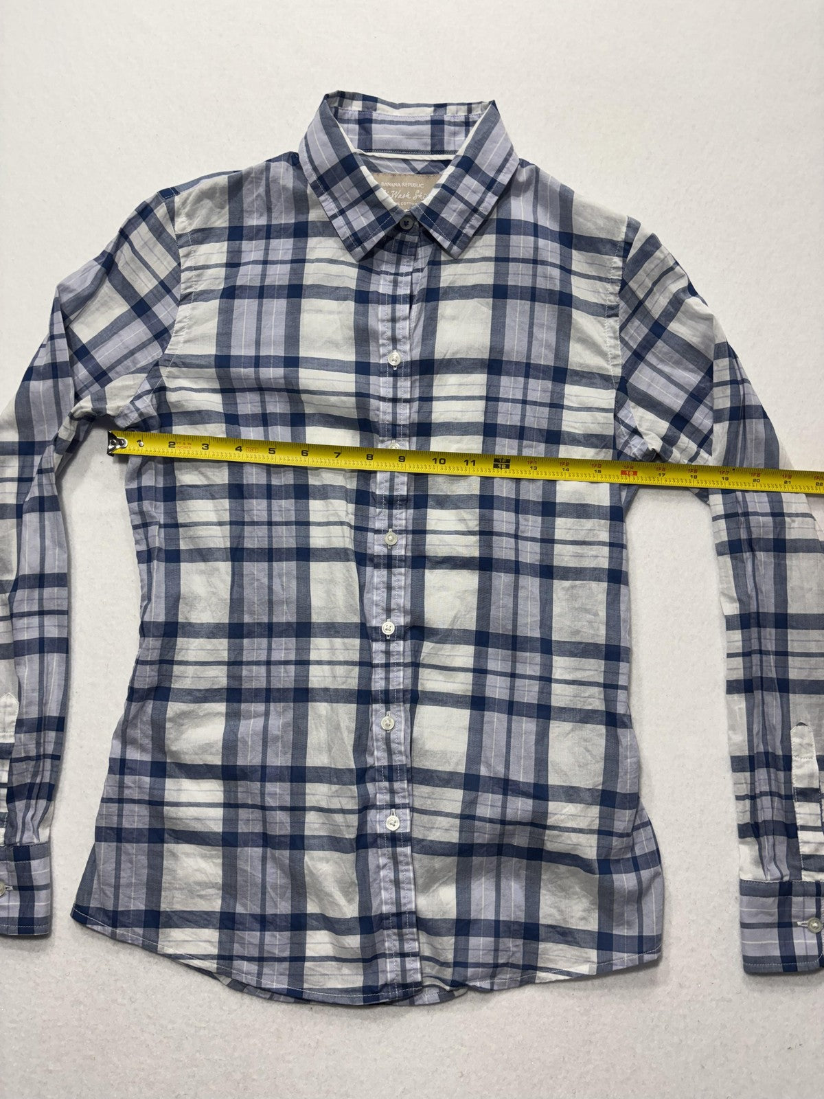 Banana Republic Shirt Womens XS Blue White Plaid Soft Wash Button Up Casual