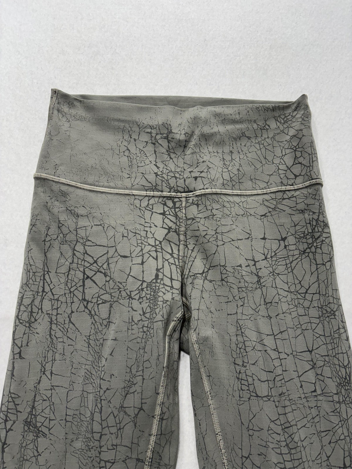Lululemon Leggings Womens 6 Gray High Rise 27.5" Inseam Ankle Yoga Stretch Knit