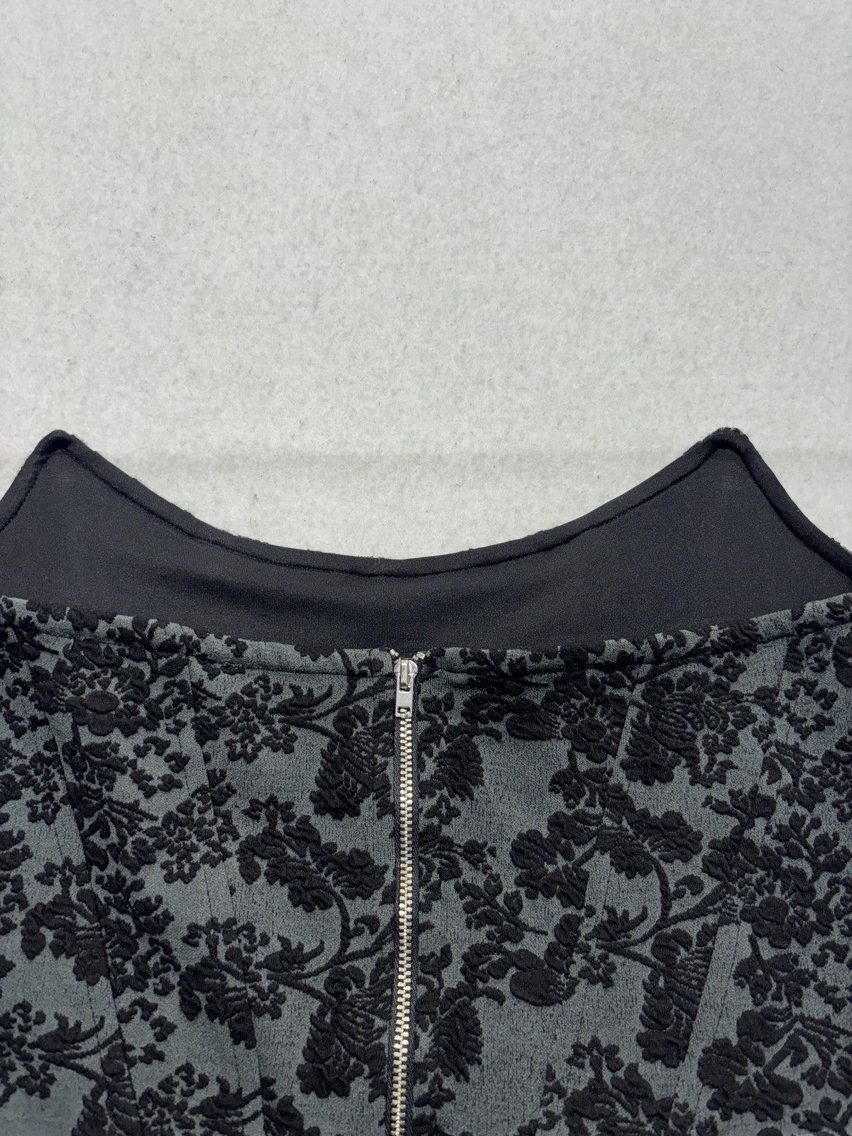 By Anthropologie Corset Top Womens XS Black Floral Brocade Zip Back Strapless