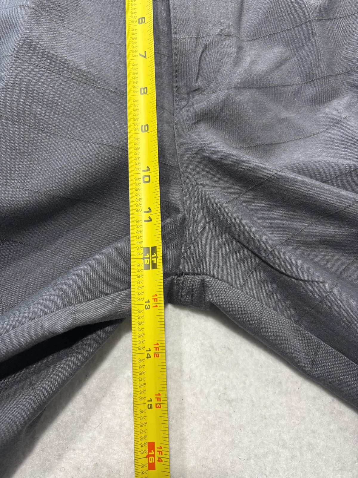 O'Neill Chino Shorts Mens 34 Gray 9" Inseam Striped Stretch Casual Travel