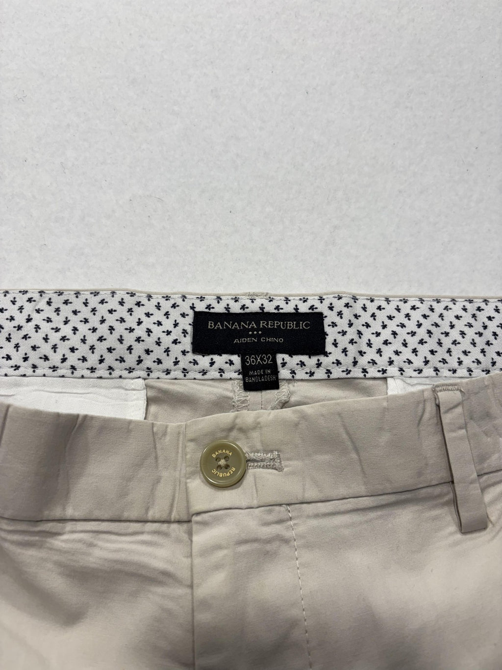 Banana Republic Chino Pants Mens 36x32 Beige Straight Leg Stretch Casual Work