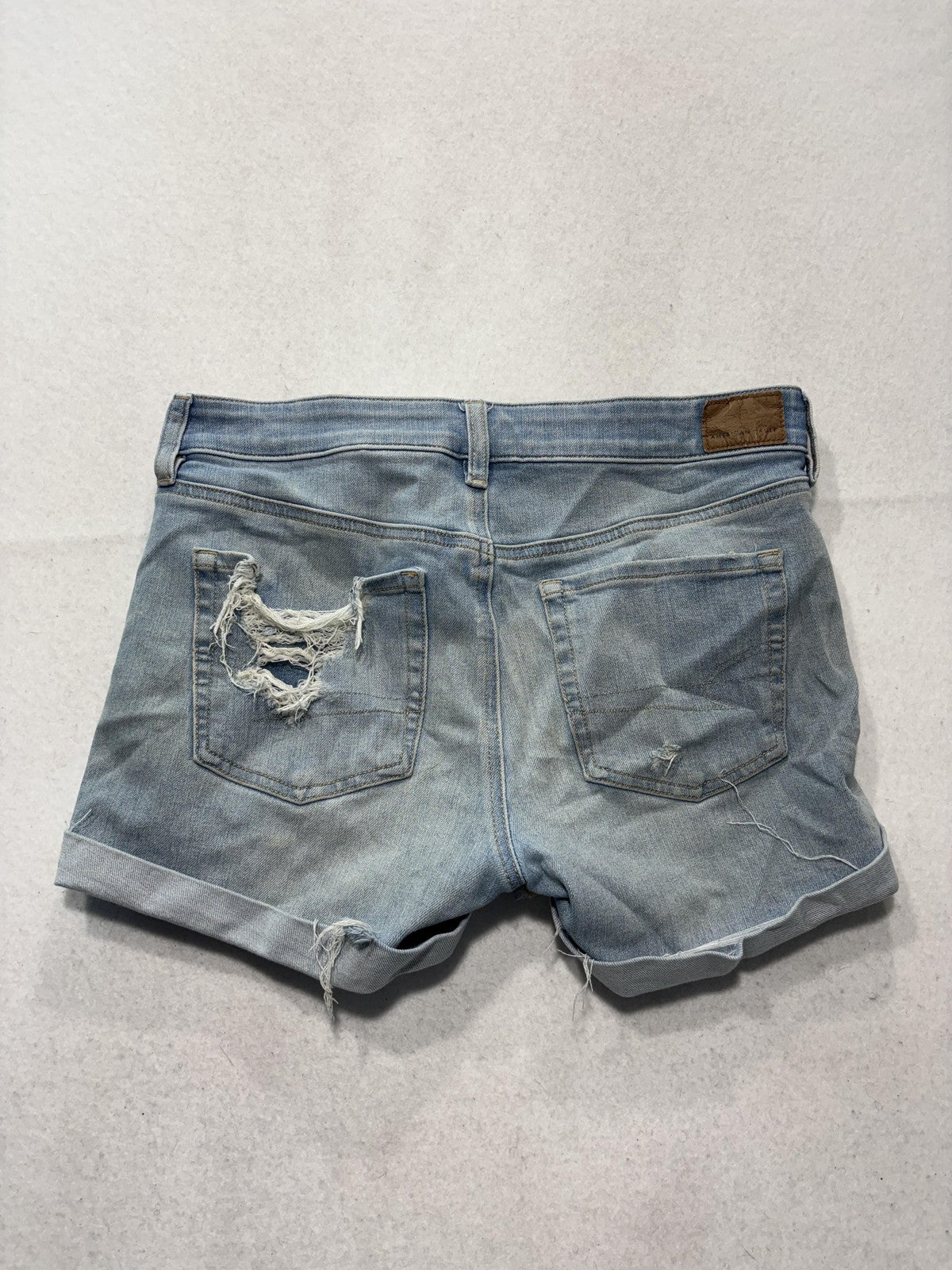 American Eagle Dream Short Womens 8 Blue Distressed Cut Off Denim MIDI