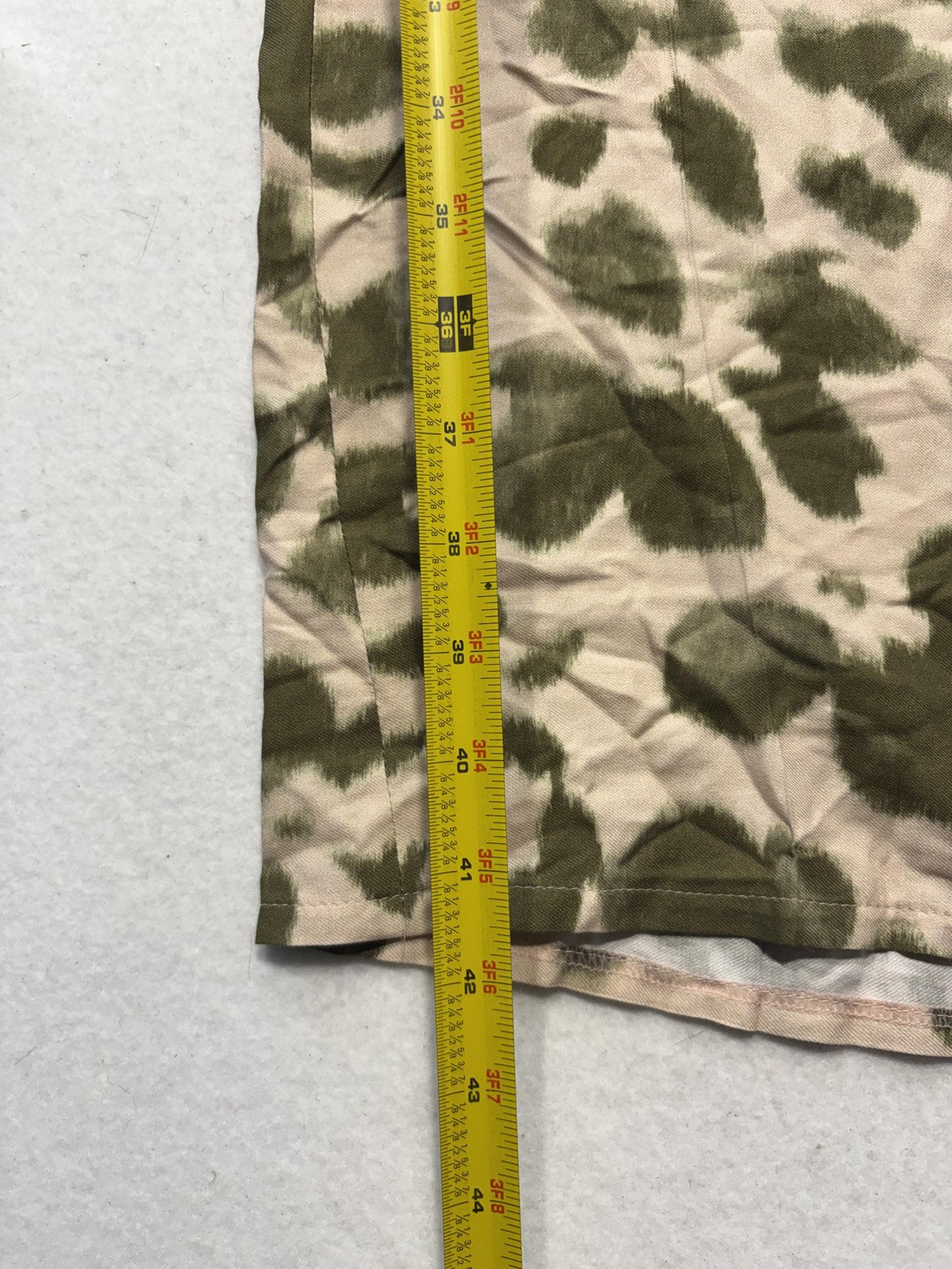Luisa Cerano Dress Pants Womens 4 Pink Green Animal Print Wide Leg Pull On