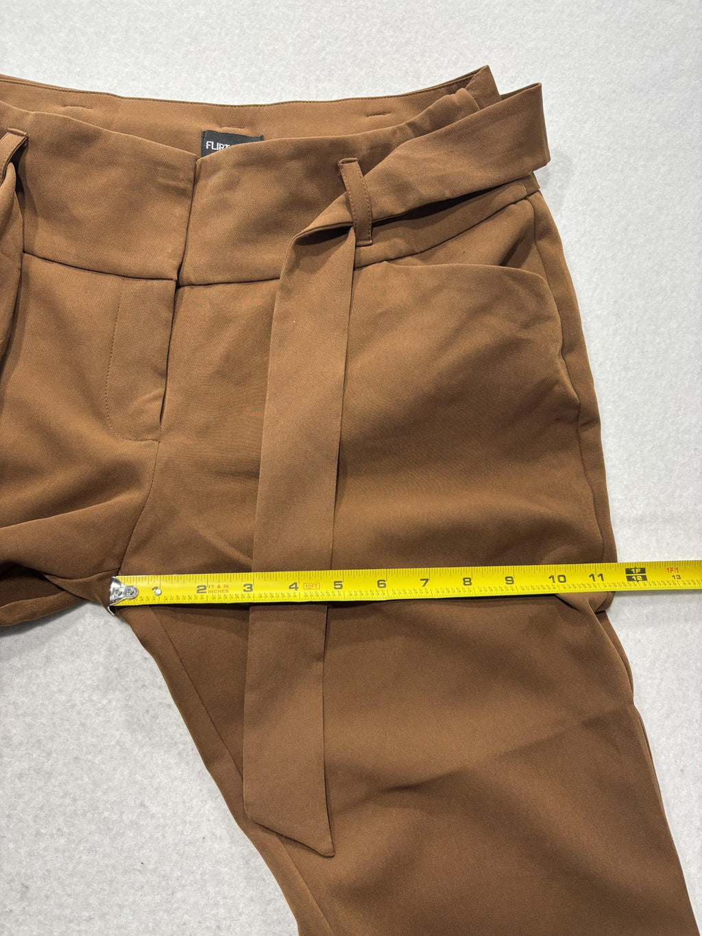 Flirtatious Brown Belted High Waist Tapered Dress Pants Juniors 9 16401245JRS
