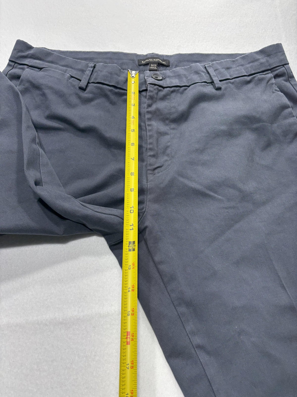 Banana Republic Chino Pants Mens 36x30 Gray Straight Leg Cotton Casual Work