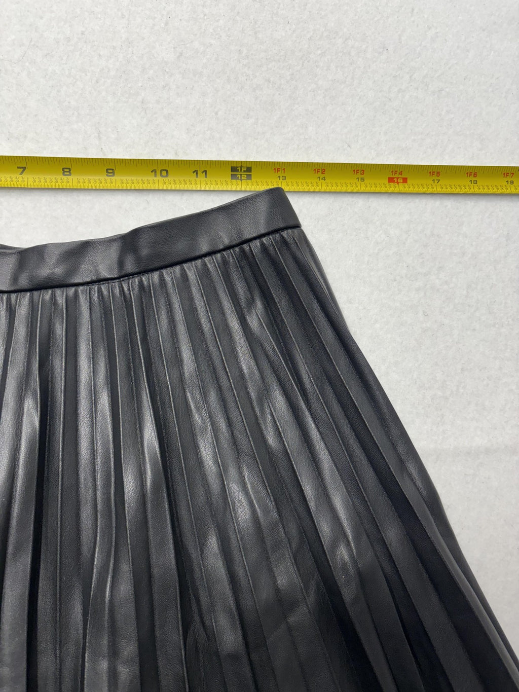 French Connection Skirt Womens 6 Black Faux Leather Pleated Mini Skater Party