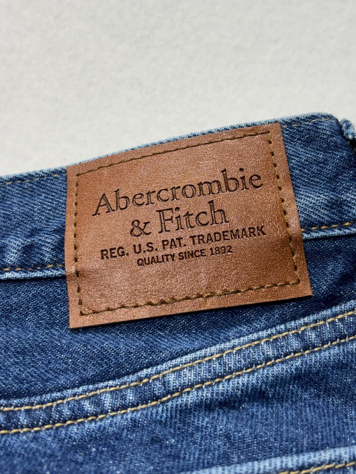 Abercrombie & Fitch Baggy Jeans Mens 33x32 Blue Medium Authentic Rigid Denim