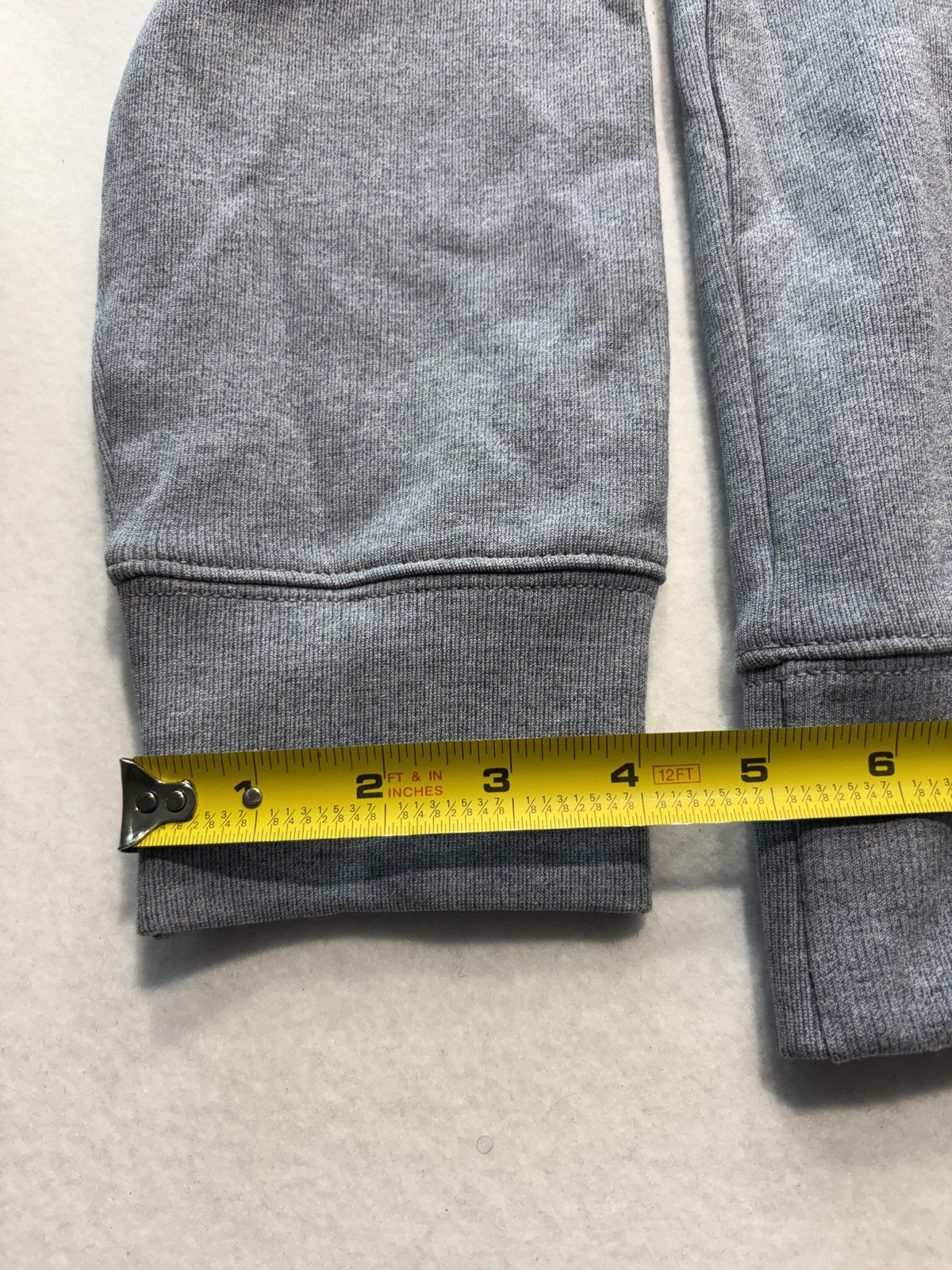 Tommy Hilfiger Sweatshirt Mens Medium Gray 1/4 Zip Mock Neck Pullover Logo