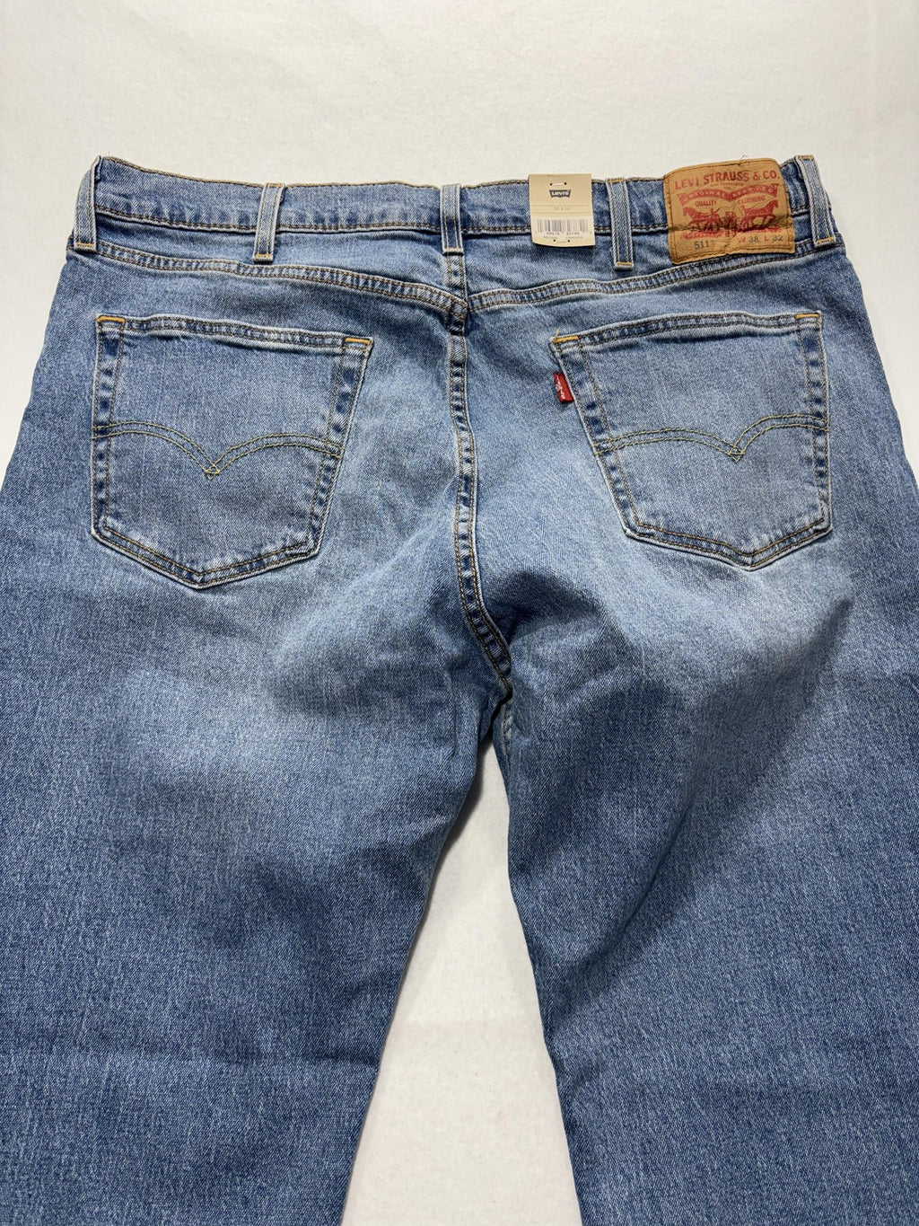 Levi's 511 Slim Jeans Mens 38x32 Blue Medium Wash Straight Leg Stretch Denim