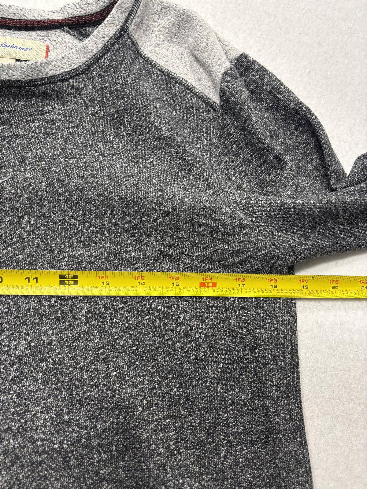 Tommy Bahama Sweater Mens Small Gray Knit Crew Neck Long Sleeve Pullover Casual