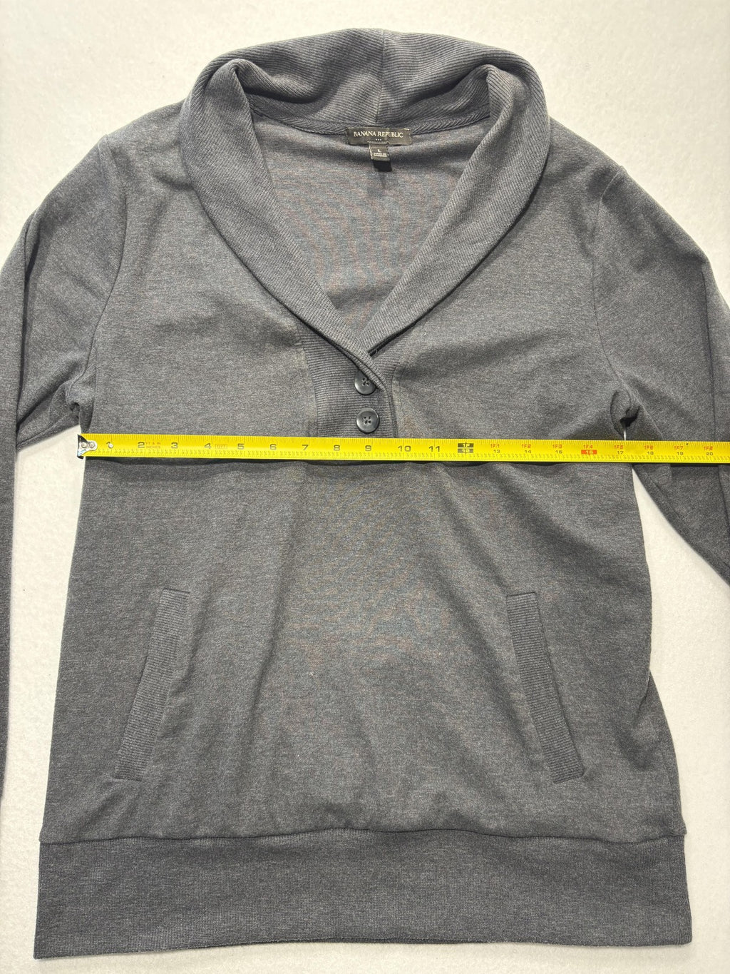 Banana Republic Sweatshirt Mens Large Gray Shawl Collar Henley Pockets Pullover