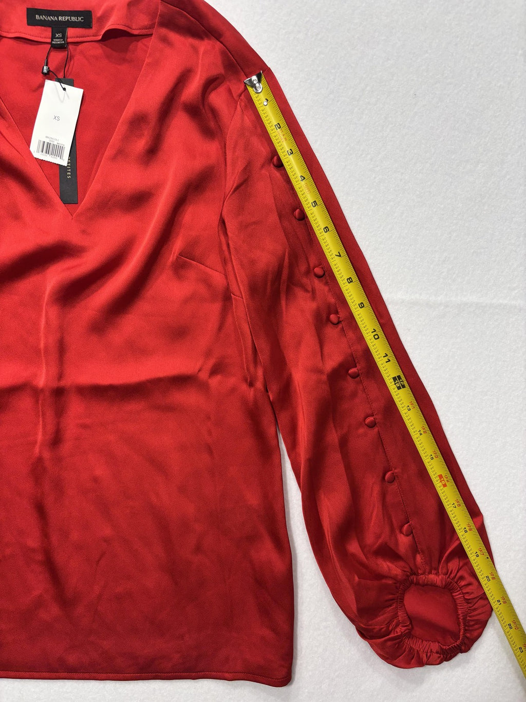 Banana Republic Blouse Womens XS Red Satin V Neck Button Balloon Sleeve Top