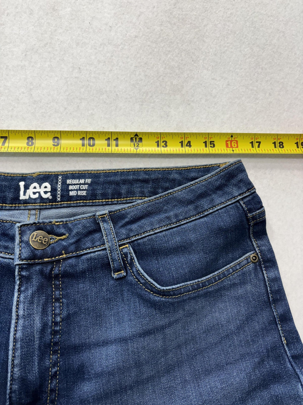 Lee Jeans Womens 14P Blue Medium Wash Mid Rise Bootcut Regular Stretch 33x29