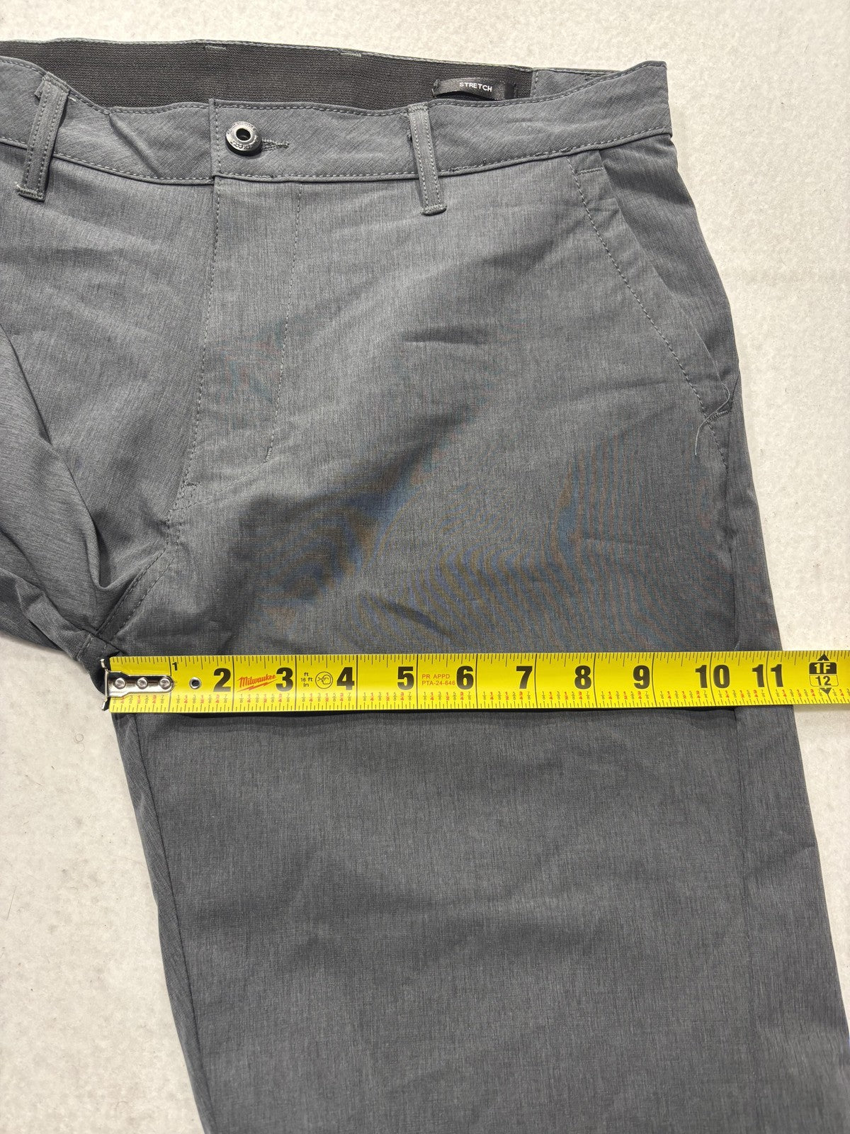 Kenneth Cole New York Chino Shorts Mens 32 Gray 9" Inseam Stretch Casual Summer