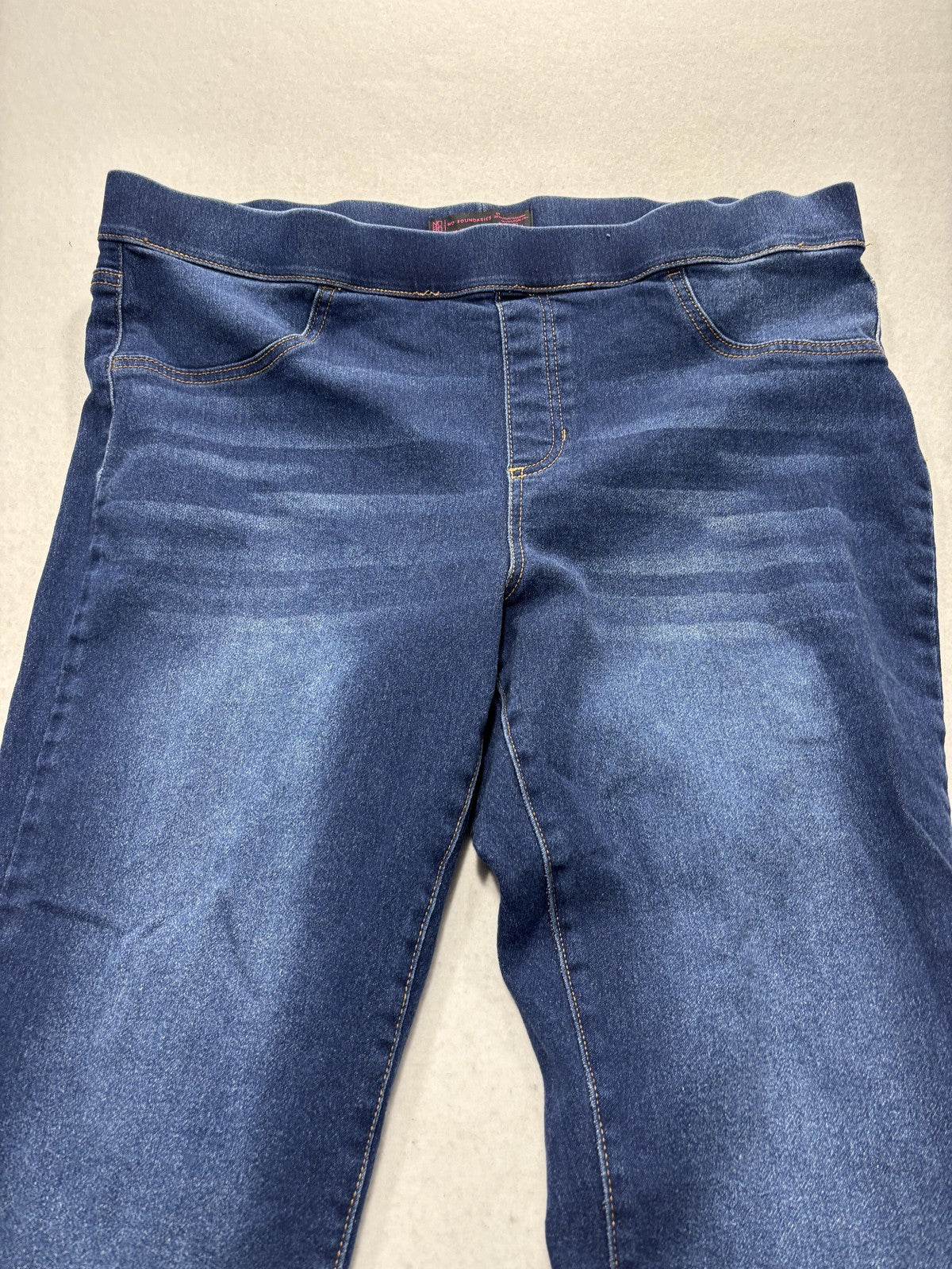No Boundaries Jegging Jeans Juniors 3XL Blue Medium Wash High Rise Stretch