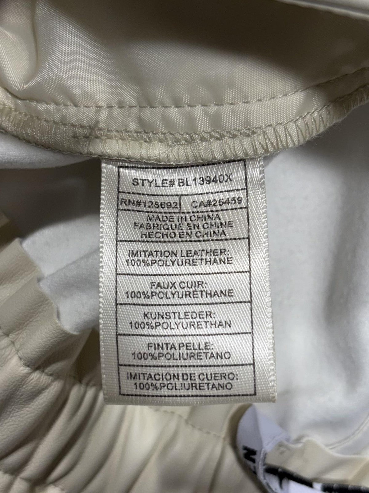 Steve Madden Shorts Womens Small Beige Faux Leather Paperbag Waist Pull On