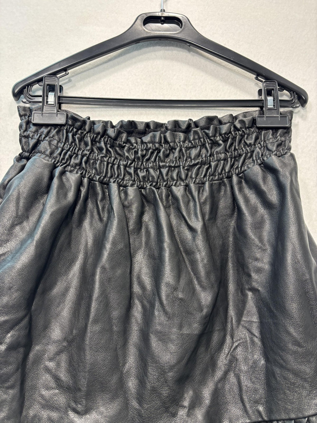 Anthropologie Skirt Womens Small Black Faux Leather Tiered Ruffle Maxi Lined