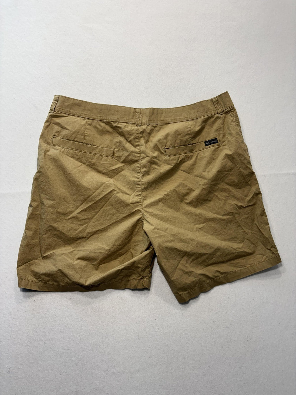 Columbia Chino Shorts Mens 38 Beige 8" Inseam Lined Lightweight Travel Casual