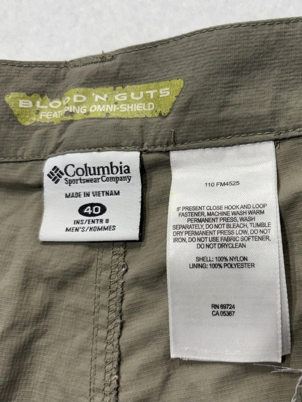 Columbia PFG Omni-Shade Shorts Mens 40 Beige Blood N Guts Fishing Quick Dry