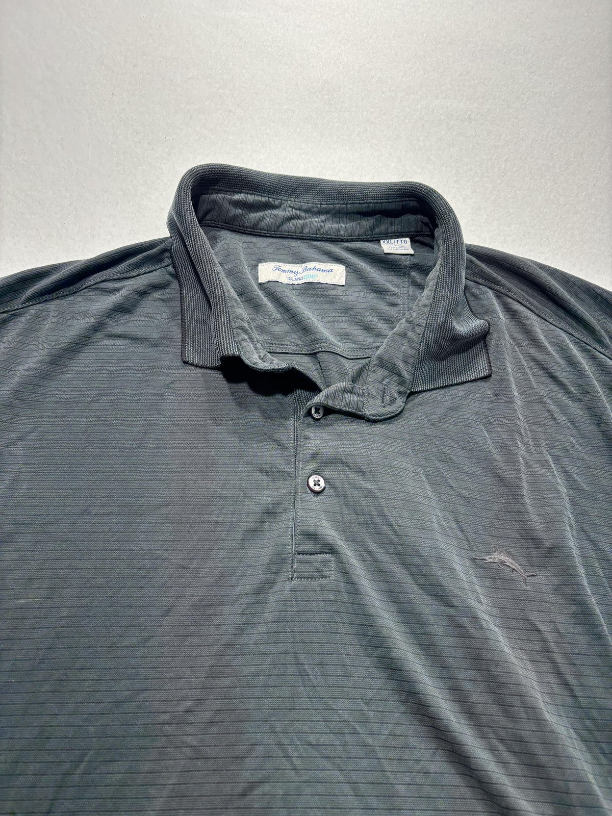 Tommy Bahama Polo Shirt Mens 2XL Gray Island Zone Striped Moisture Wicking