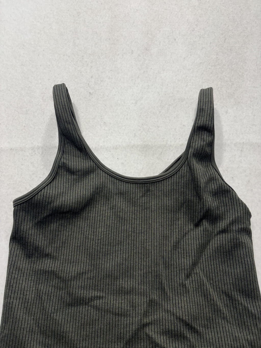 A New Day Tank Top Womens Medium Green Ribbed Knit Scoop Neck Basic Stretch