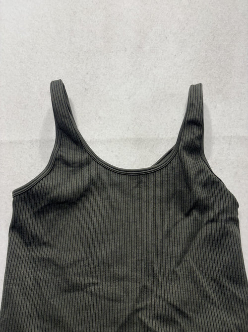 A New Day Tank Top Womens Medium Green Ribbed Knit Scoop Neck Basic Stretch