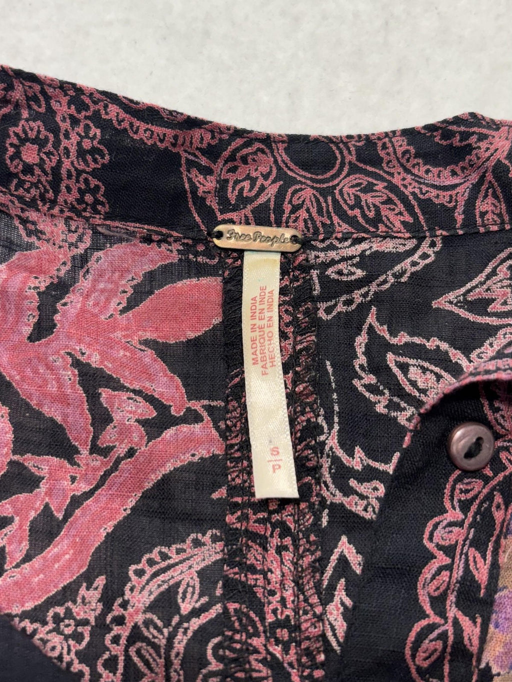 Free People Blouse Womens Medium Black Floral Round Neck Button Long Sleeve Top