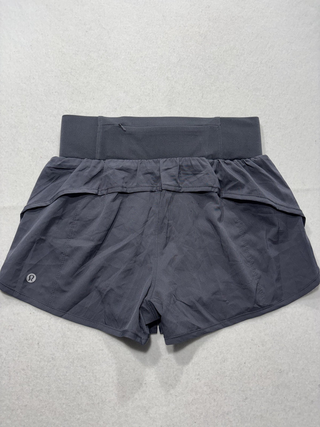 Lululemon Running Shorts Womens 6 Gray High Rise 2.5" Inseam Zip Pocket Athletic