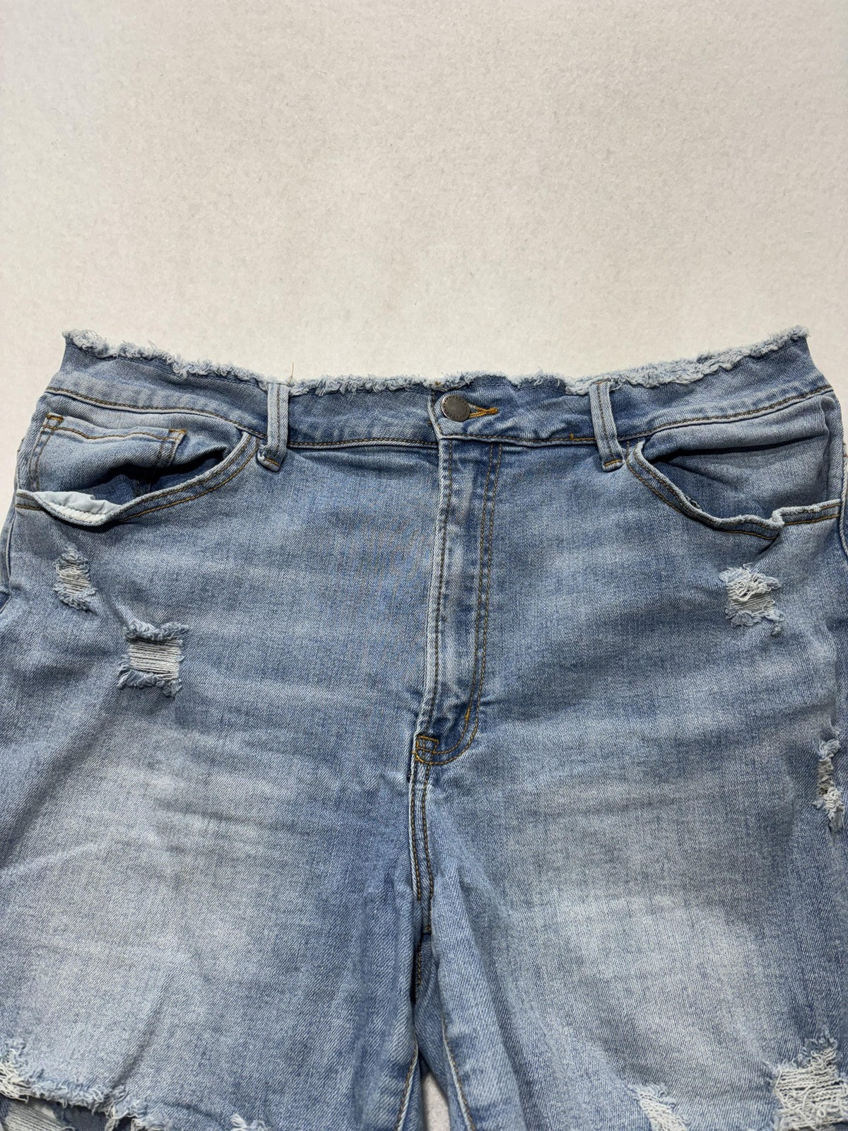 Fashion Nova Shorts Womens 32 Blue Denim Distressed Cut Off Raw Hem Relaxed Fit
