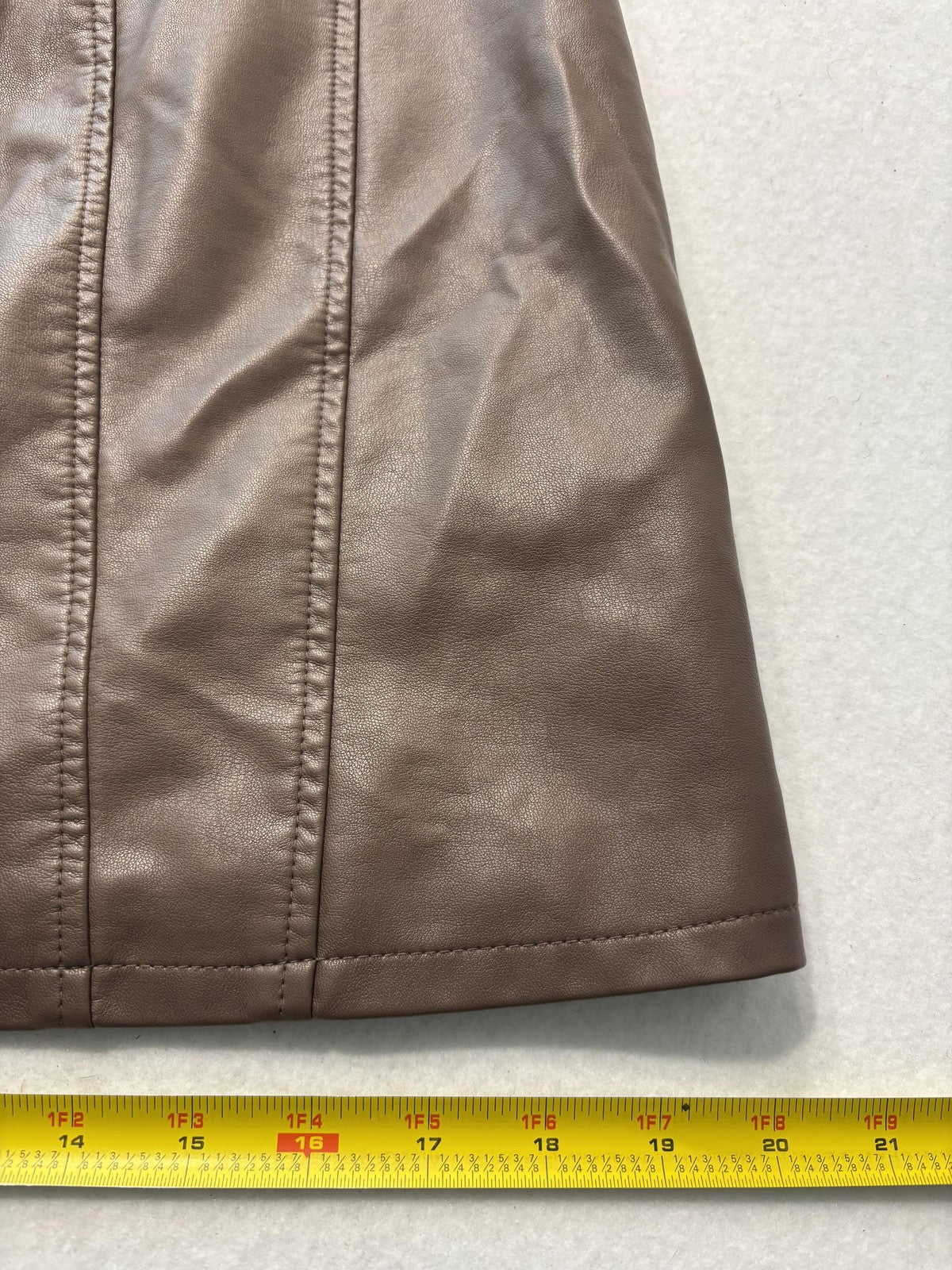 Free People Skirt Womens 8 Brown Faux Leather Zip Back Panel Seamed Mini Lined