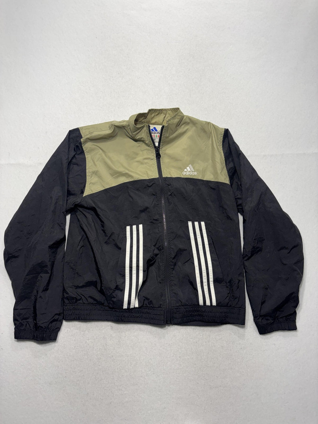 Adidas Windbreaker Jacket Mens Medium Black Green Full Zip 3-Stripes 6052