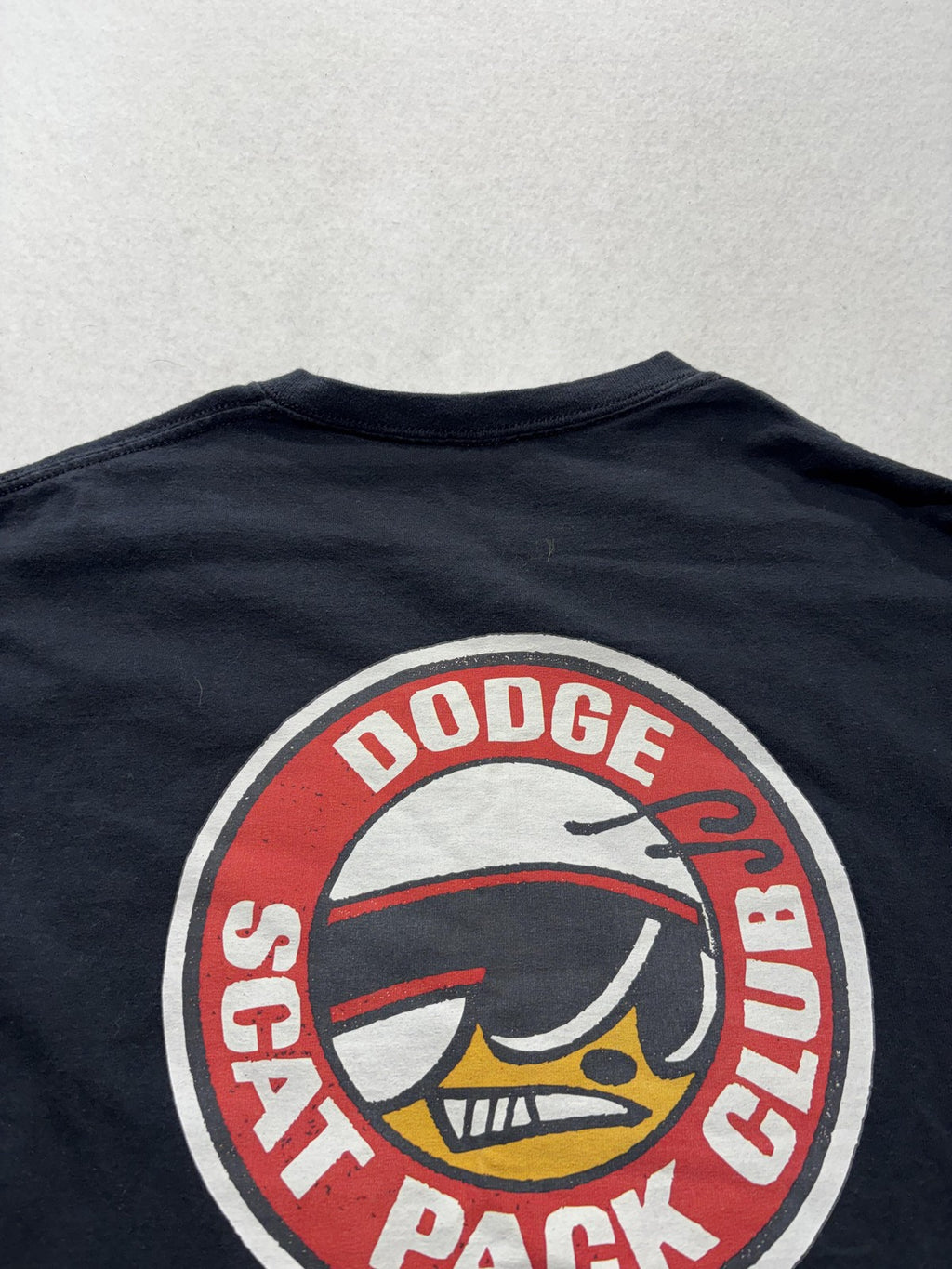 Gildan Mens XL Black Dodge Scat Pack Club Logo Graphic Tee Muscle Car Mopar
