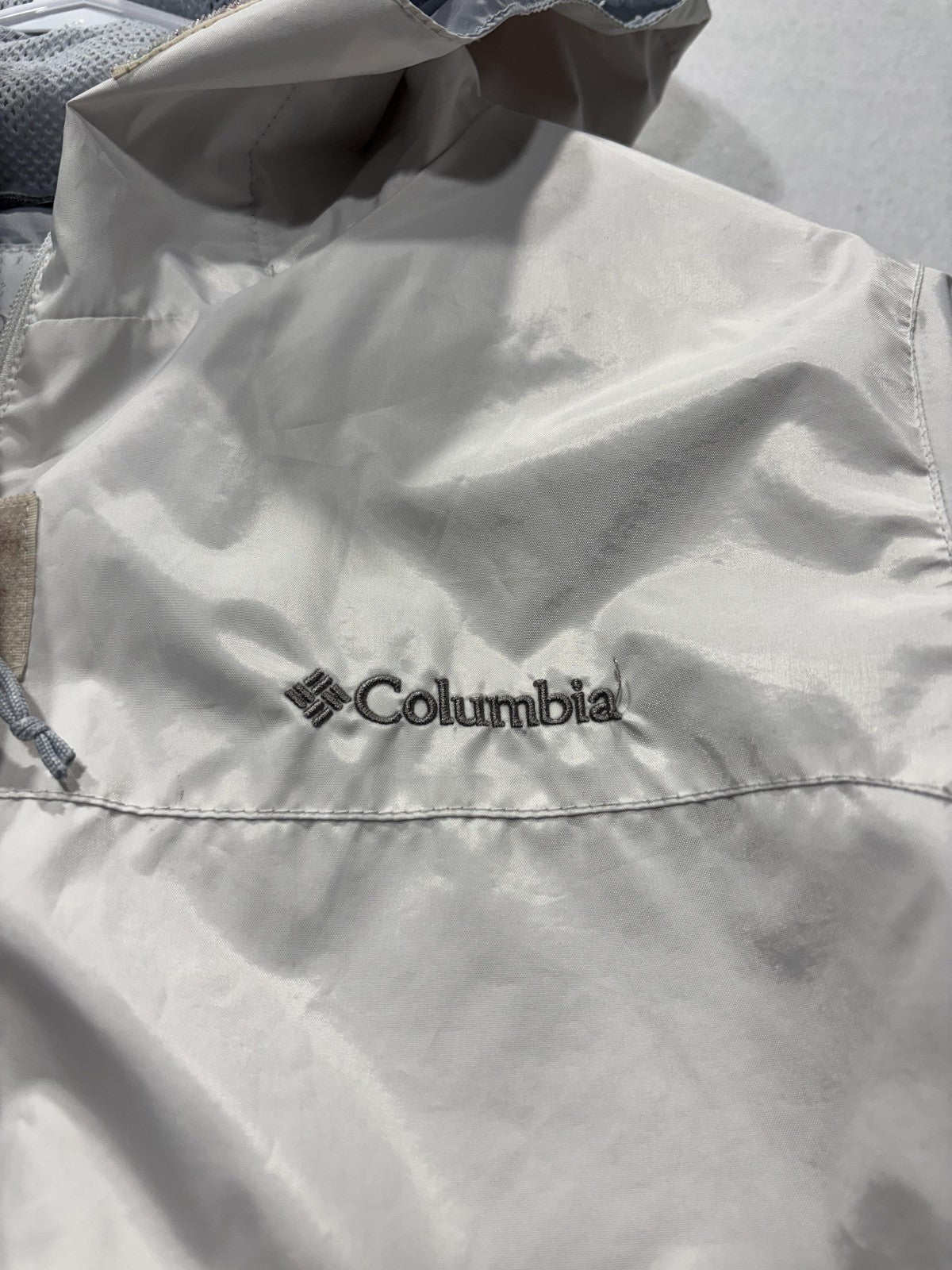 Columbia Jacket Womens M White Gray Hooded Full Zip Lightweight Windbreaker
