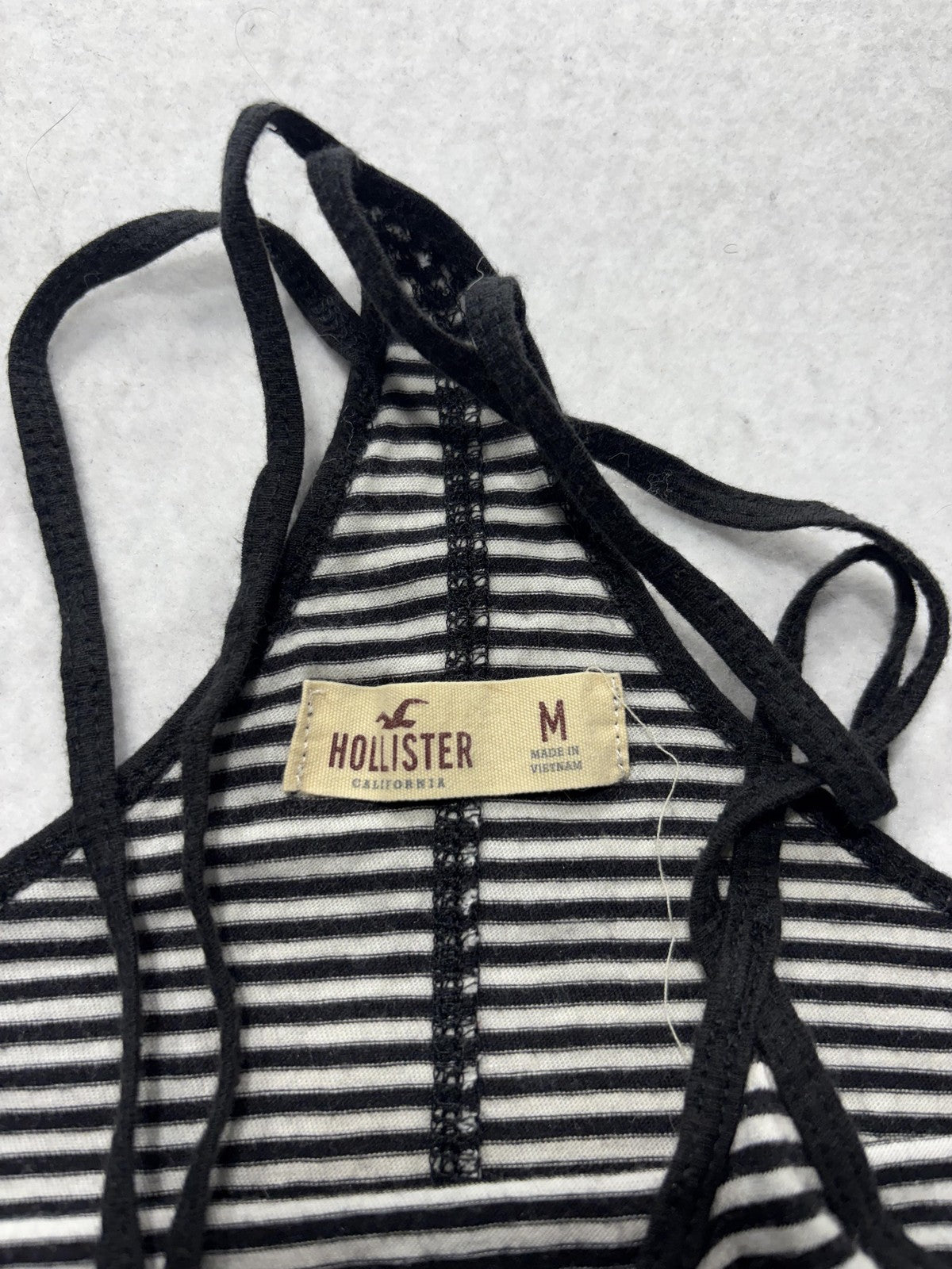 Hollister Tank Top Womens Medium Black White Stripe Halter Cami Strappy 374654