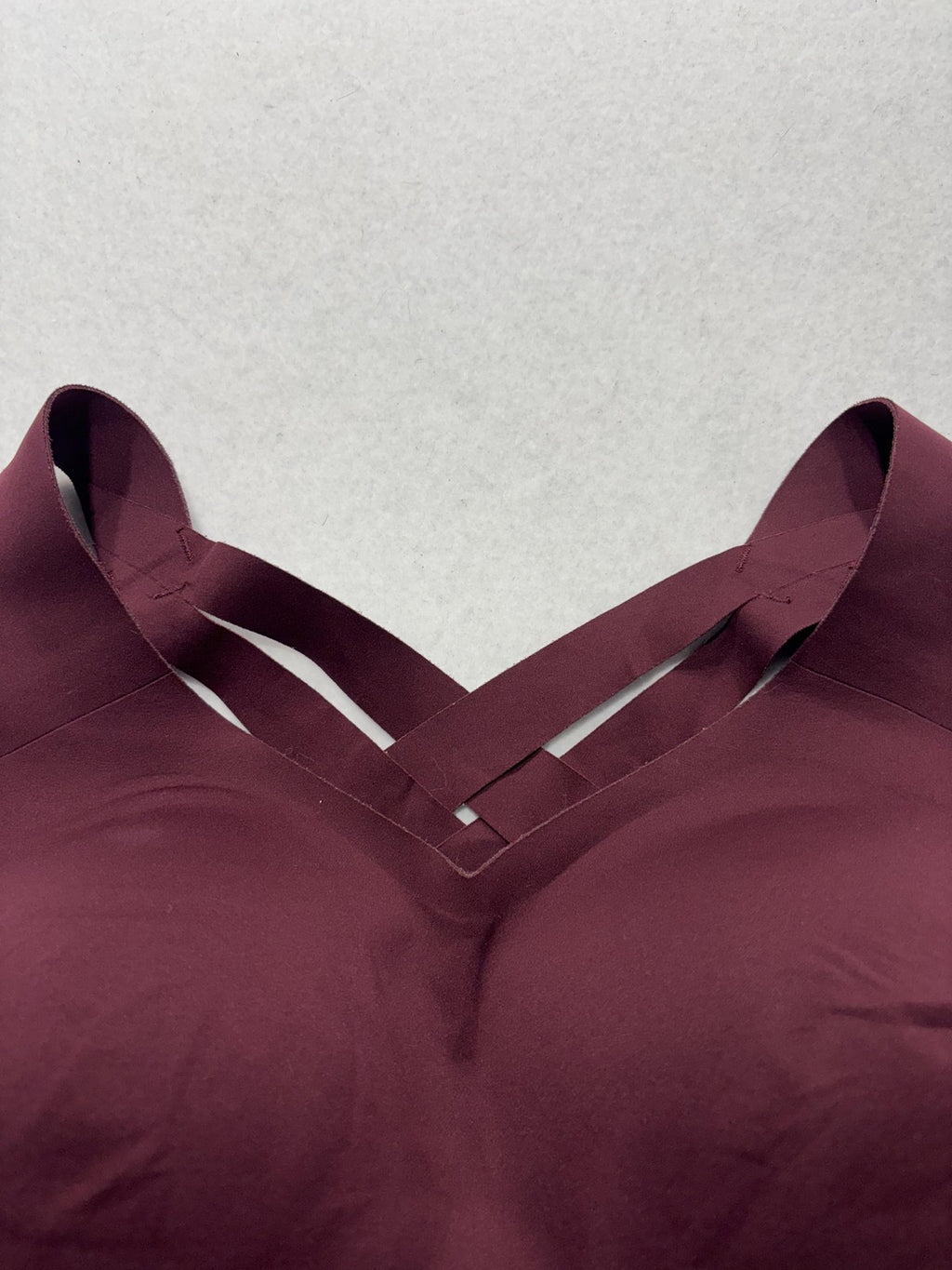 Lululemon Enlite Sports Bra Womens 34D Red High Support Crossback Zip Running