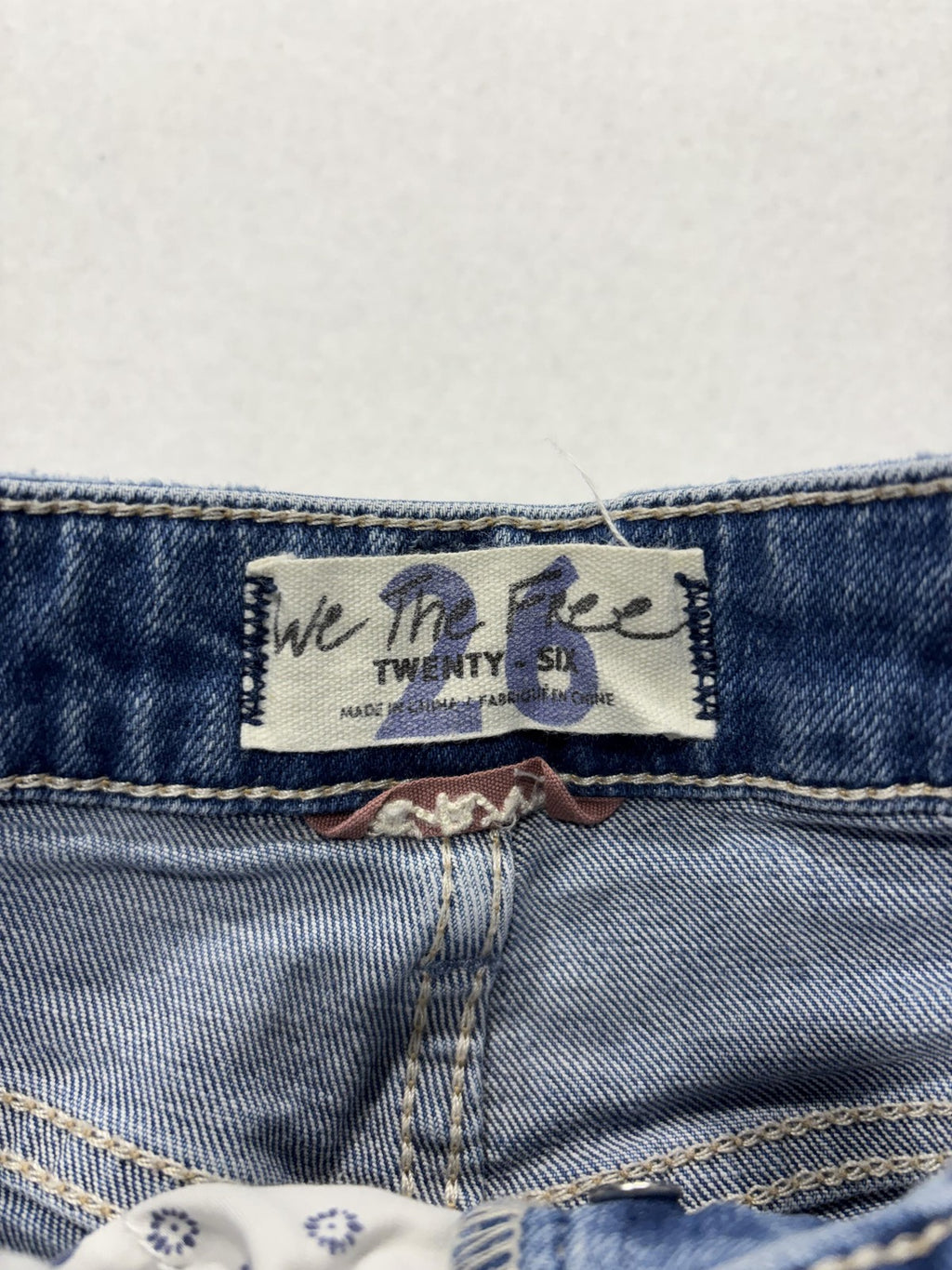 We The Free Shorts Womens 26 Blue Distressed Cut Off Raw Hem Denim Summer