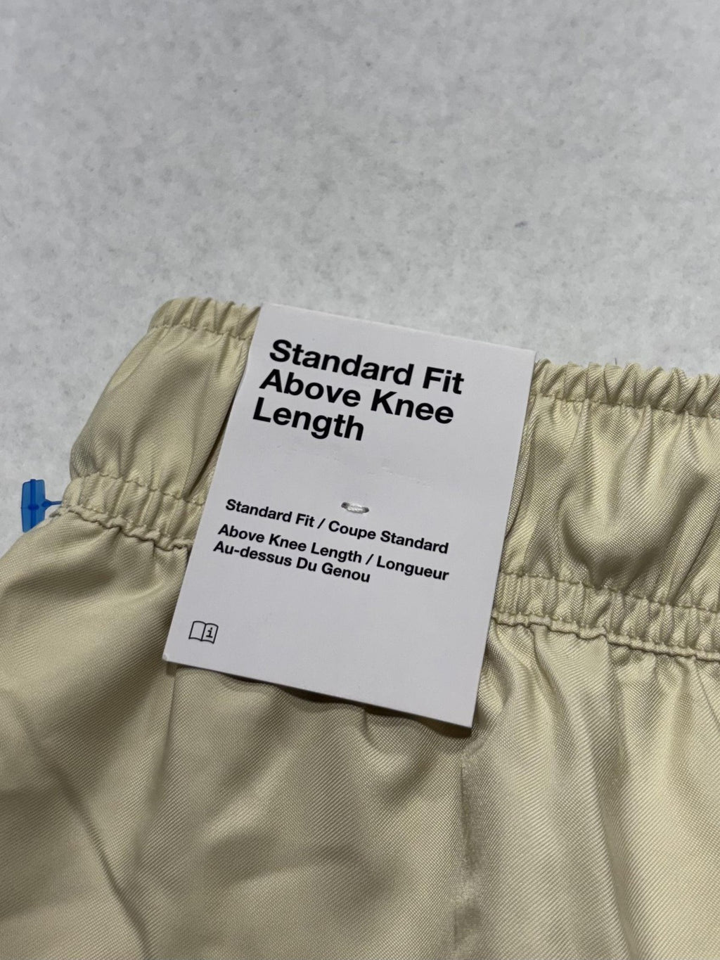 Nike Swim Shorts Mens Small Beige Standard Fit Above Knee Lined Pockets