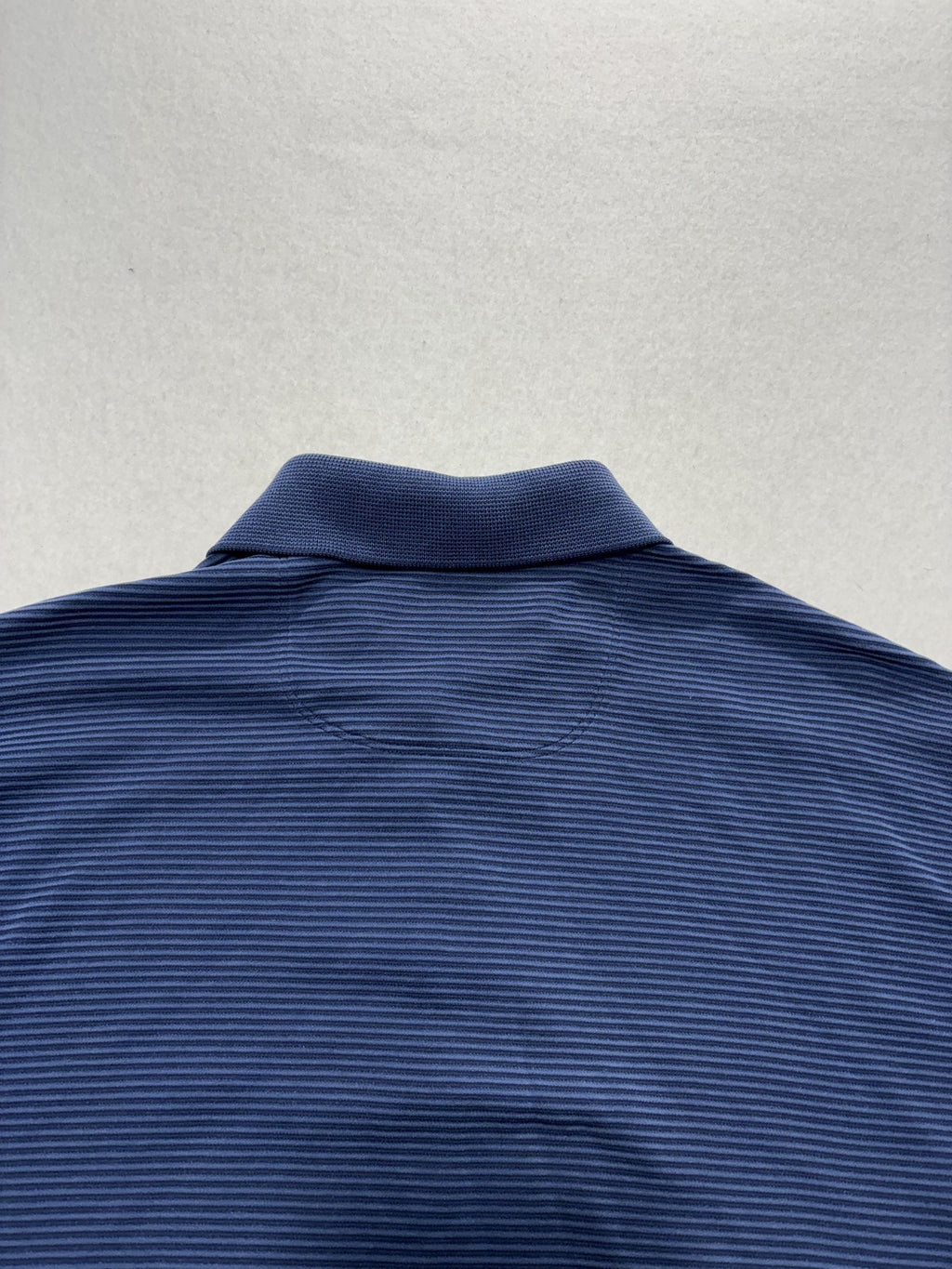 Tommy Bahama Polo Shirt Mens Medium Blue Striped Knit Short Sleeve Golf Casual