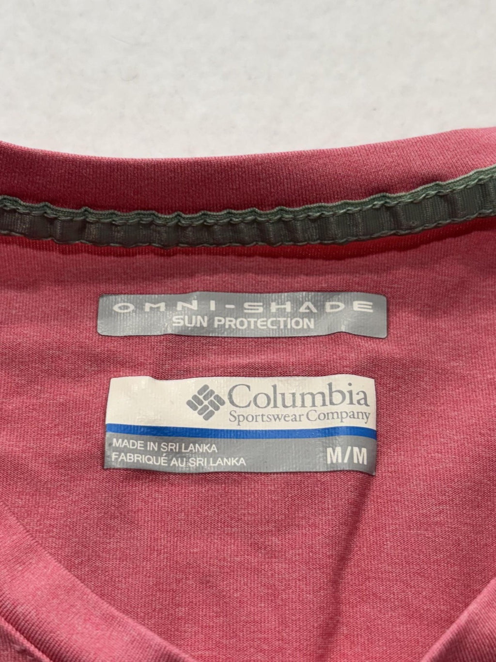 Columbia PFG Omni-Shade Shirt Womens M Pink Crew Neck Long Sleeve Sun Protection