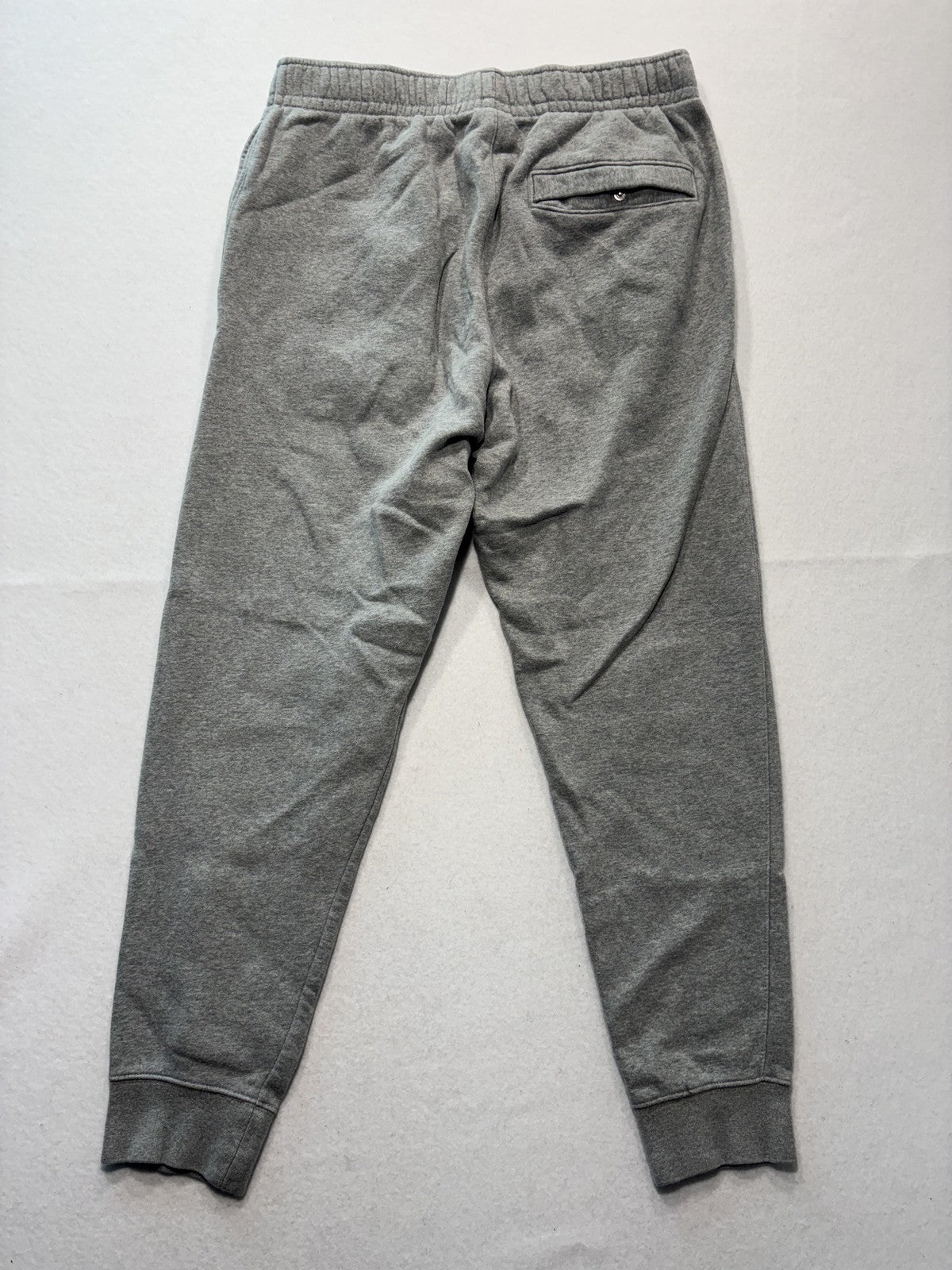 Nike Jogger Pants Mens Medium Gray Fleece Elastic Waist Tapered Athletic Pockets