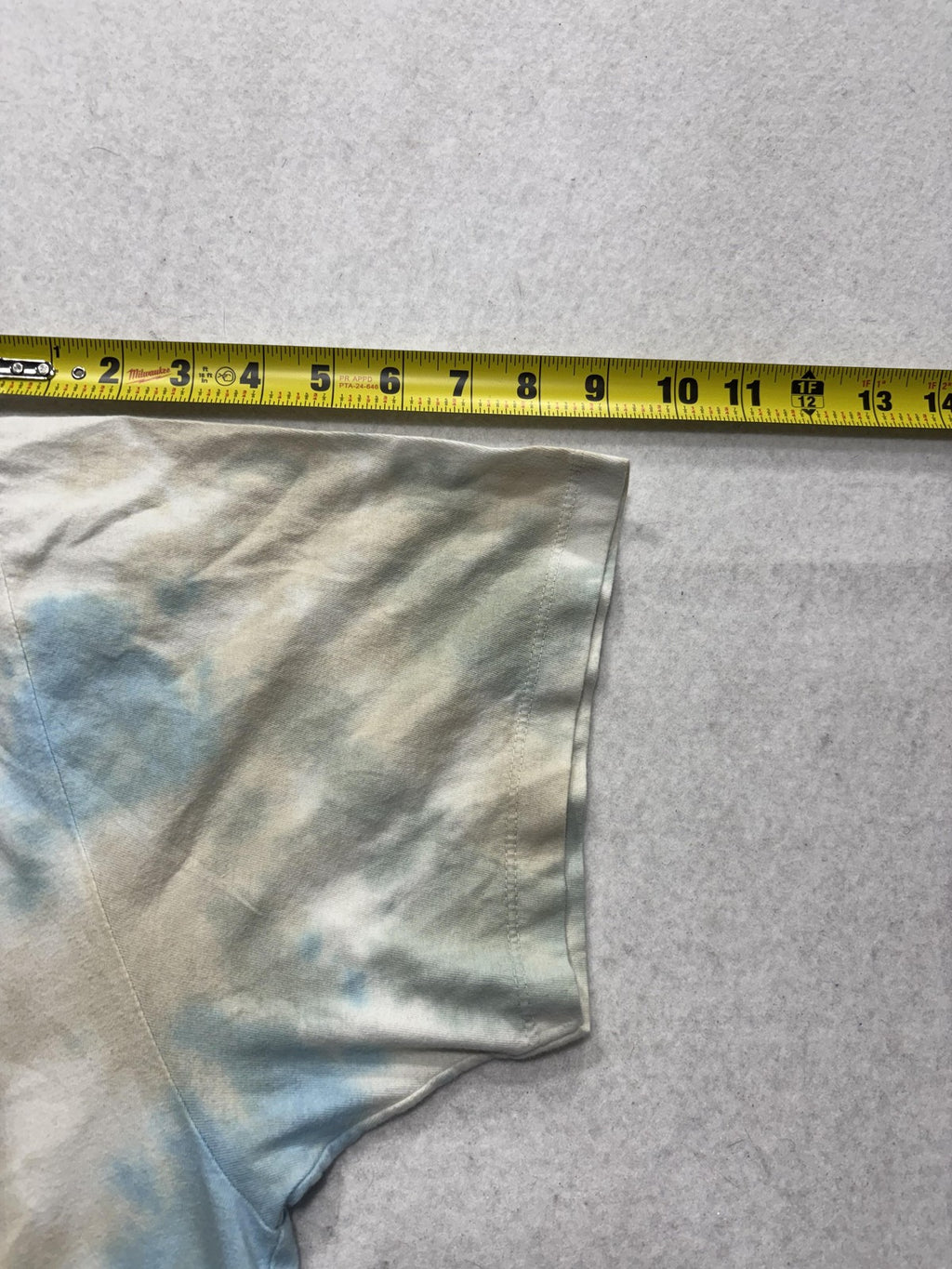 HUF Shirt Mens Large Multicolor Tie Dye Logo Graphic Tee Streetwear Short Sleeve