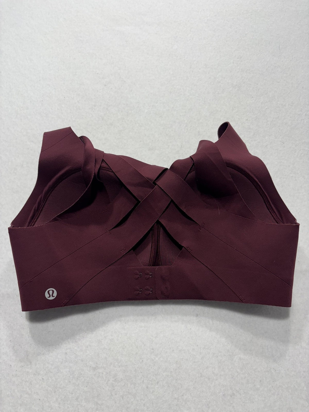 Lululemon Enlite Sports Bra Womens 34D Red High Support Crossback Zip Running