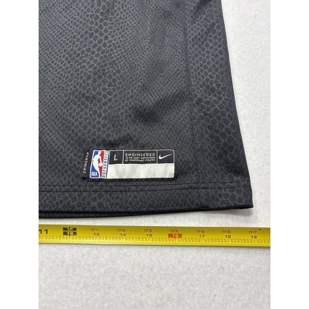 Los Angeles Lakers Jersey Boys Large Black NBA Basketball Nike LeBron James 23