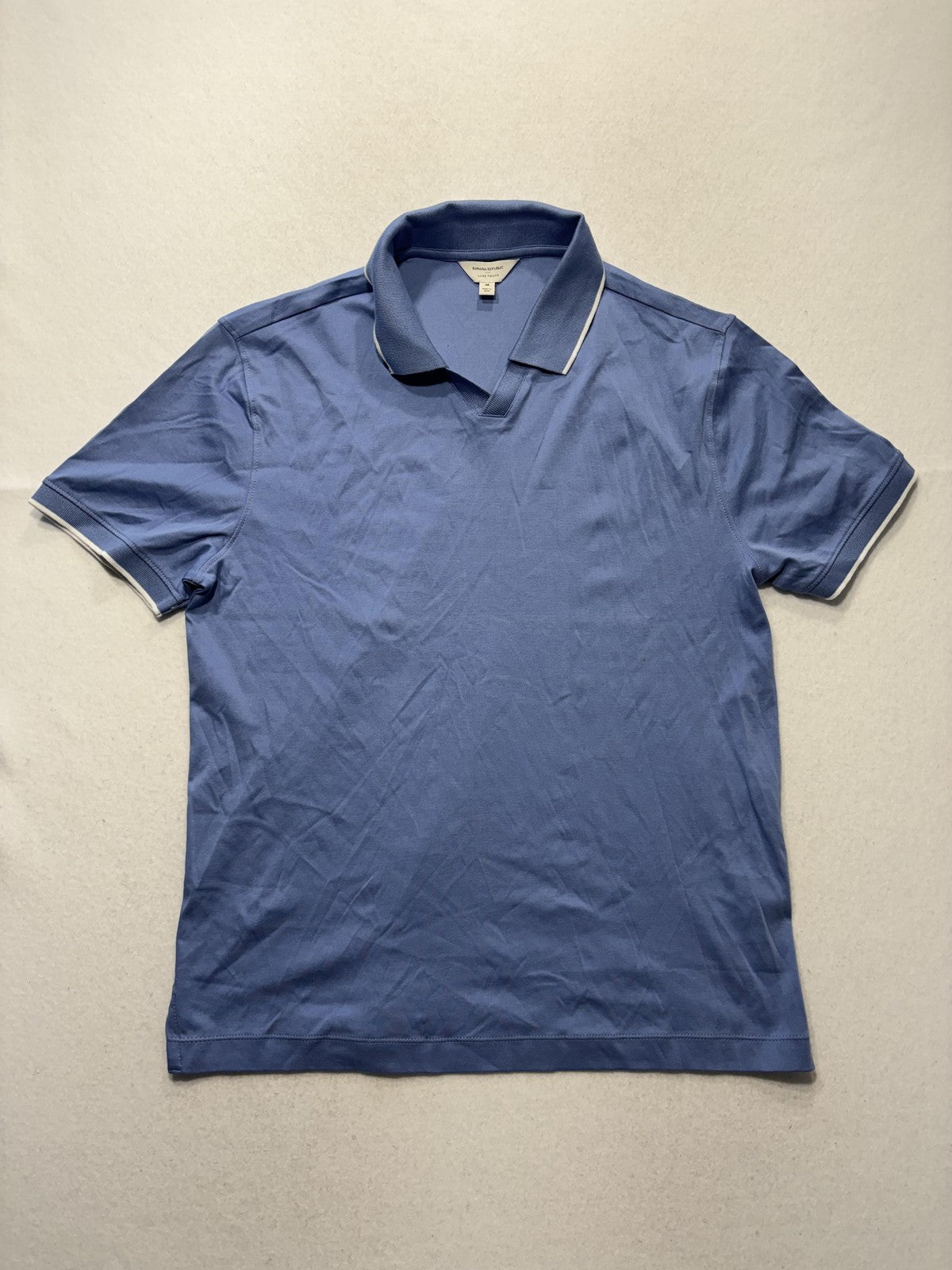 Banana Republic Luxe Touch Polo Shirt Mens Medium Blue Short Sleeve V Neck