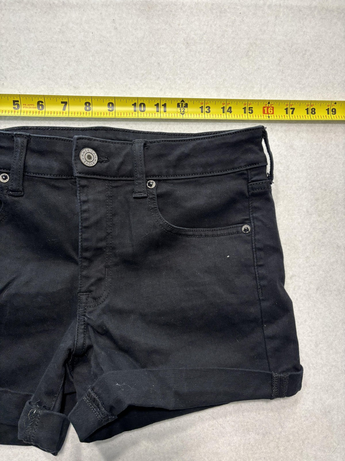 American Eagle Womens 8 Black Denim Cut Off Cuffed Stretch Shorts Ne(x)t Level